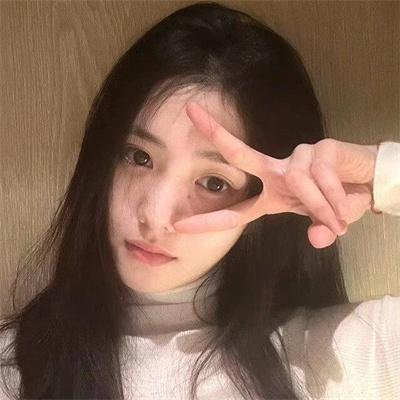 小资女孩向前冲